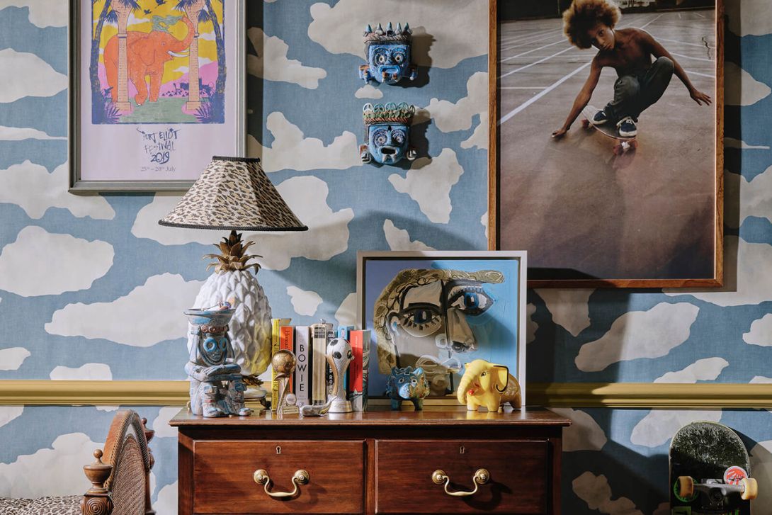 WHIMSICAL WALLPAPER