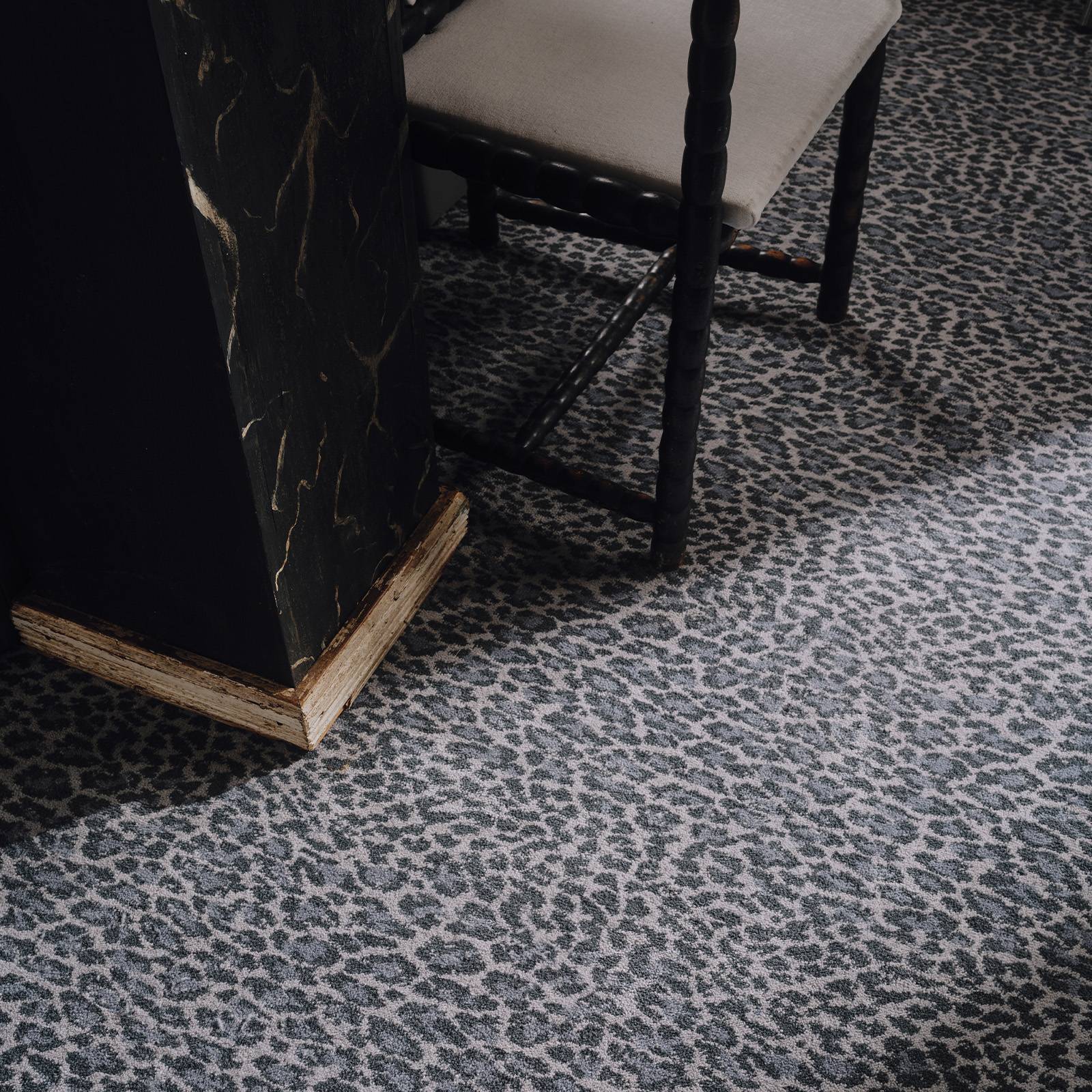 WILD CARD Rug - Stratus